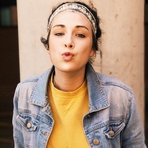 Meet your Posher, Emma